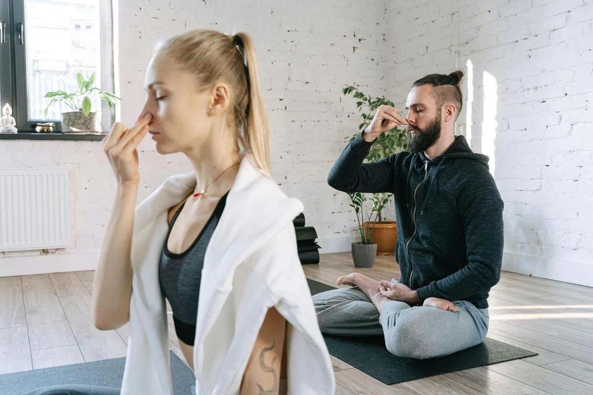 Pranayama Nadi Shodhana o respiración alterna 